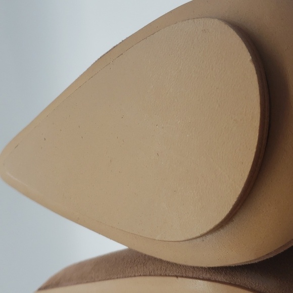 1504- Salone Monet Anita Suede Heels Size 8M NWT – w/ Box & Dust Bag - Picture 15 of 16